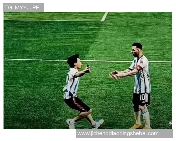 足球明星与观众互动引发热议谁是背后的主角